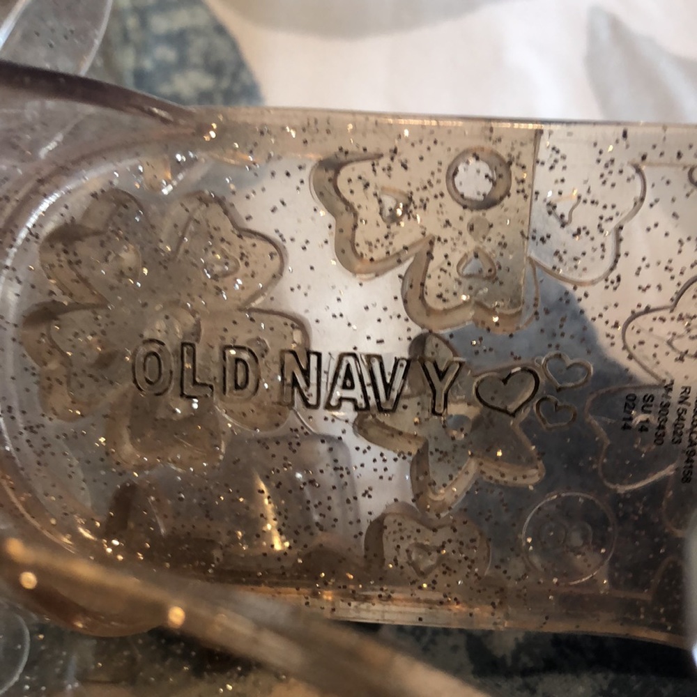 Old Navy Toddler Girl Clear & Glittery Sandals Size 8 - Picture 5 of 6